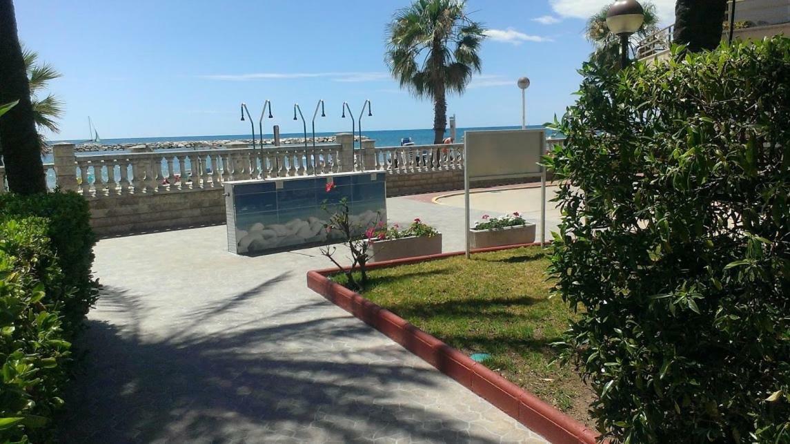 Apartamentos Marina Sol De Espana Cambrils Buitenkant foto